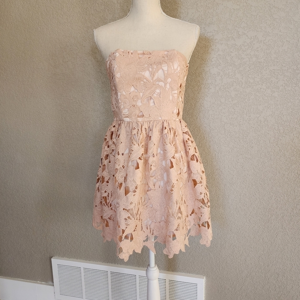 Michael Costello x Revolve Tate Dress in blush Size Medium